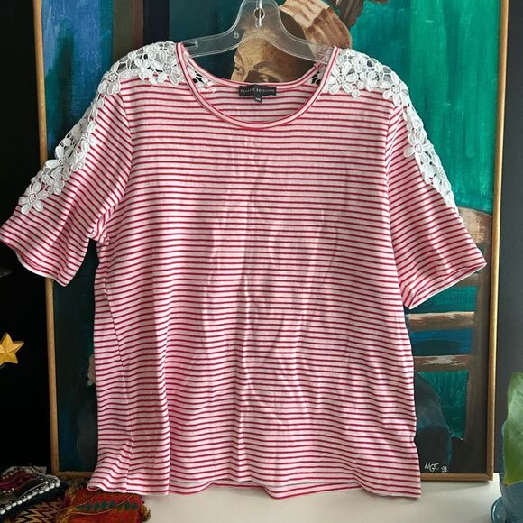 Classic Editions Chic Striped Red and White Tee with Lace Details L - Picture 3 of 16